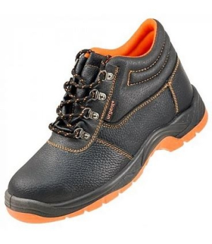 Leather work lace-up boots 101 SB with metal protective toe.
