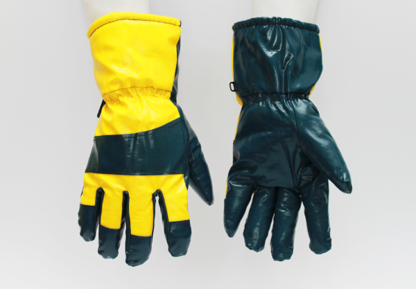 Нитриловые перчатки с теплой фланелевой подкладкой, длина 30 см.