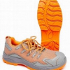 Sporty style shoes Bolt S1P 